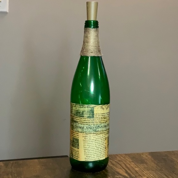 Jane Austen Themed Decorative Green Wine Bottle Lamp with Twine Wrap - Picture 1 of 5